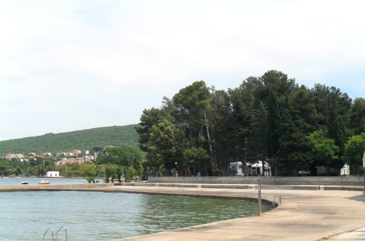 2-Bedroom Apartment 300M From Beach In Punat Exterior photo